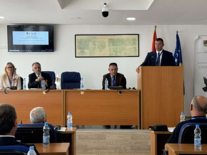 ​Lufta e Kosovës e vitit 1448, rikujtohet në konferencën shkencore në Obiliq