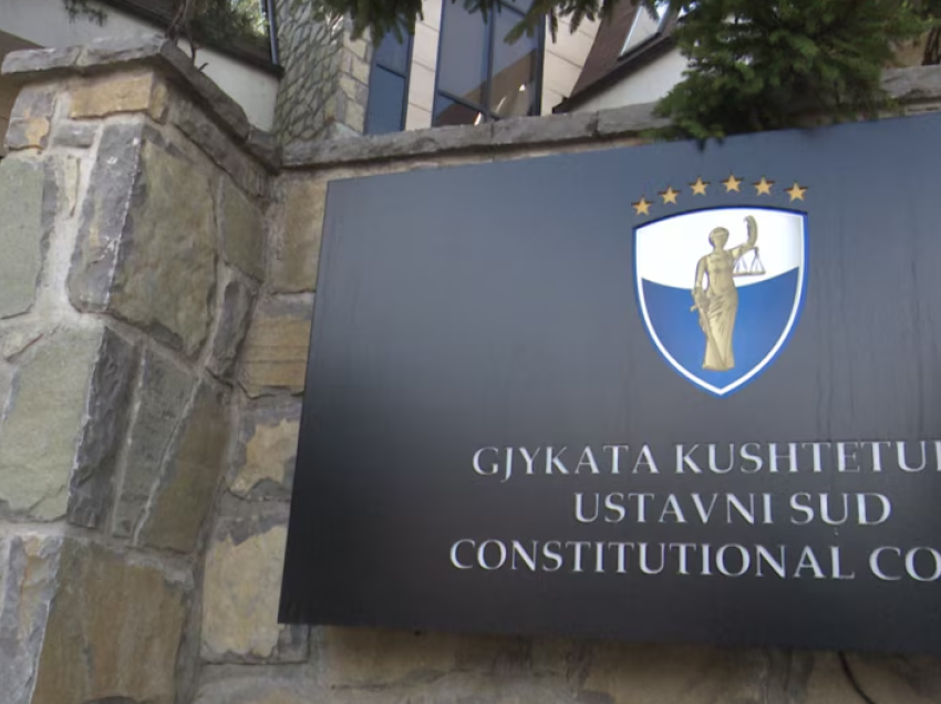 Kosovë, shoqata e gazetarëve dërgon komente në Gjykatën Kushtetuese kundër ligjit për KPM-në