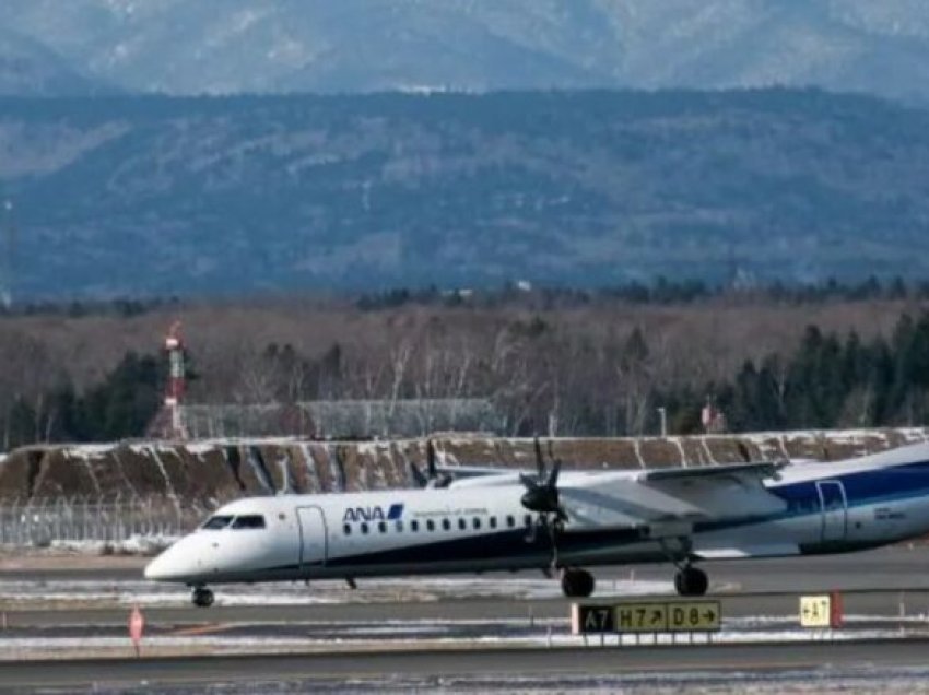 Fluturimet në aeroportin japonez anulohen për arsye të çuditshme, gërshërët u zhdukën nga dyqani