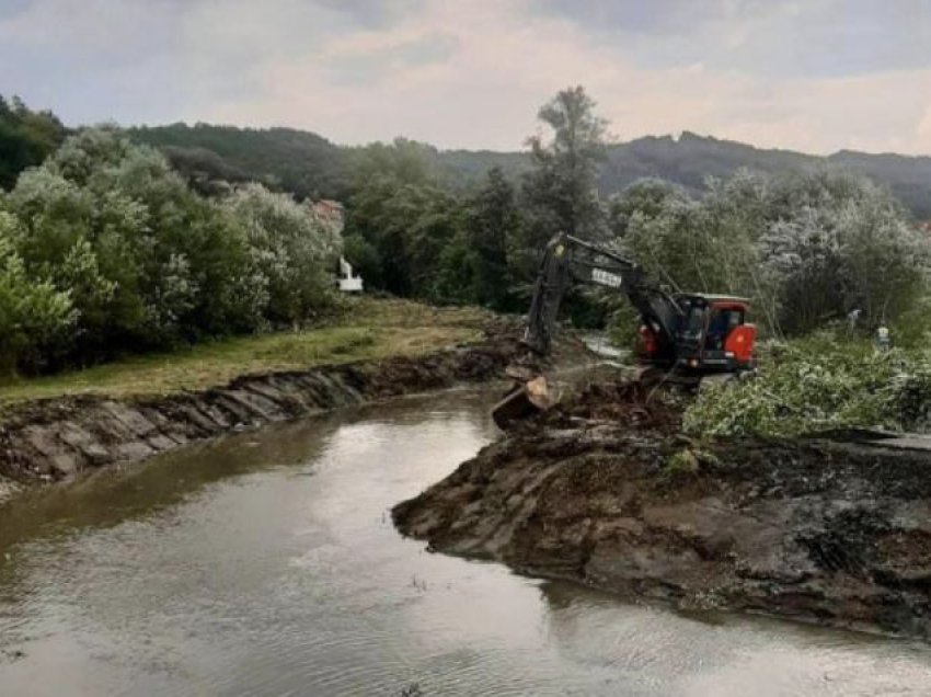 Aliu njofton se ka filluar pastrimi i shtretërve të lumenjve të Kosovës