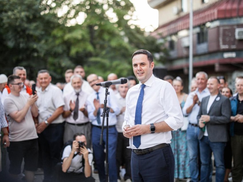 Sondazhi që na ‘habiti’ dhe vendosi këtë parti të parën/ Analisti me ironi: Do t’ia lehtësojë punën edhe Richard Grenellit të merret me Kurtin!