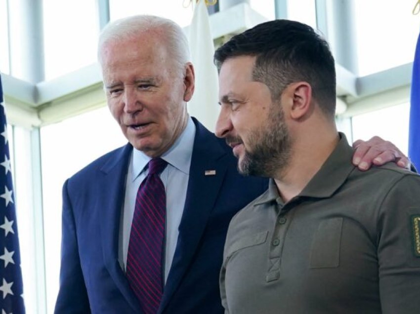 Biden flet me Zelenskyn, e njofton për ndihmën e re ushtarake për Ukrainën