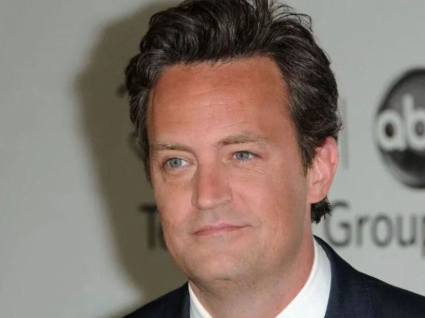 Humbi jetën nga ketamina? Ish-partnerja e Matthew Perry: Gënjeshtër, i kishte fobi gjilpërat