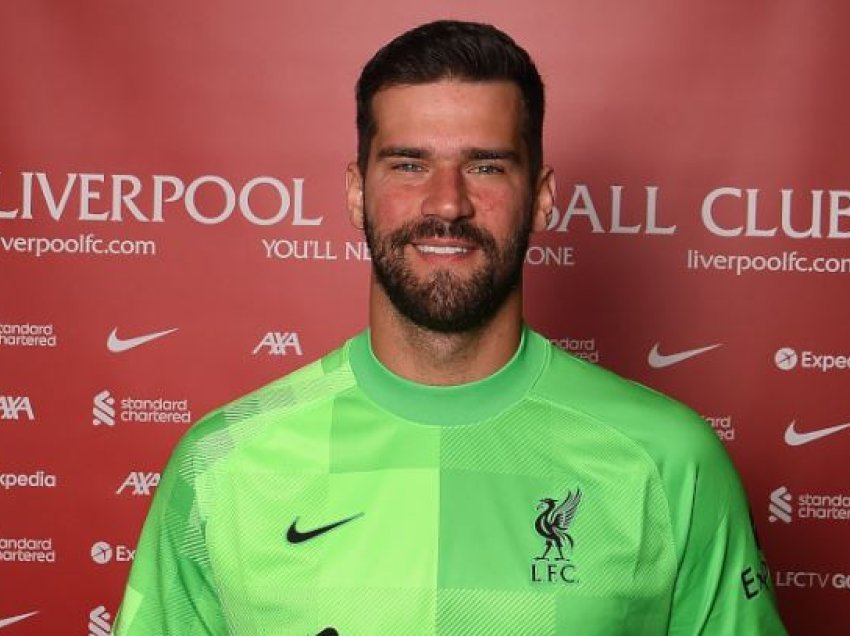 Alisson refuzon të shkojë në Arabi, i qëndron besnik Liverpoolit