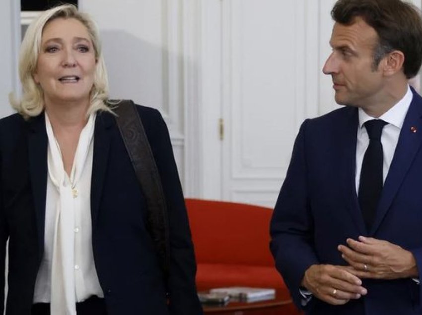 Macron takon Le Pen, çfarë po ‘kurdiset’ për zgjedhjen e kryeministrit të ri?