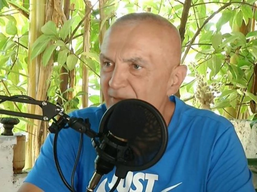 Meta hap podcast dhe tregon kush i ngriti kurth në vitin 1992