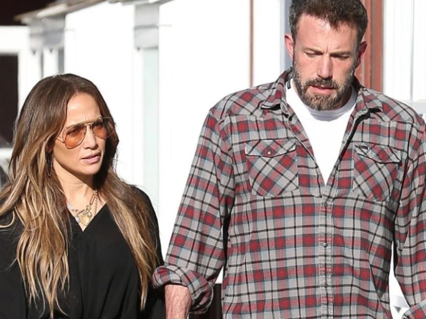 Jennifer Lopez po e përjeton keq ndarjen nga Ben Affleck! Sipas një burimi të afërt për të, ylli latin ndihet e zhgënjyer nga ish-partneri