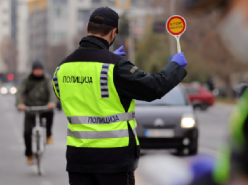 Policia në Shkup gjoba për 56 drejtues të motoçikletave