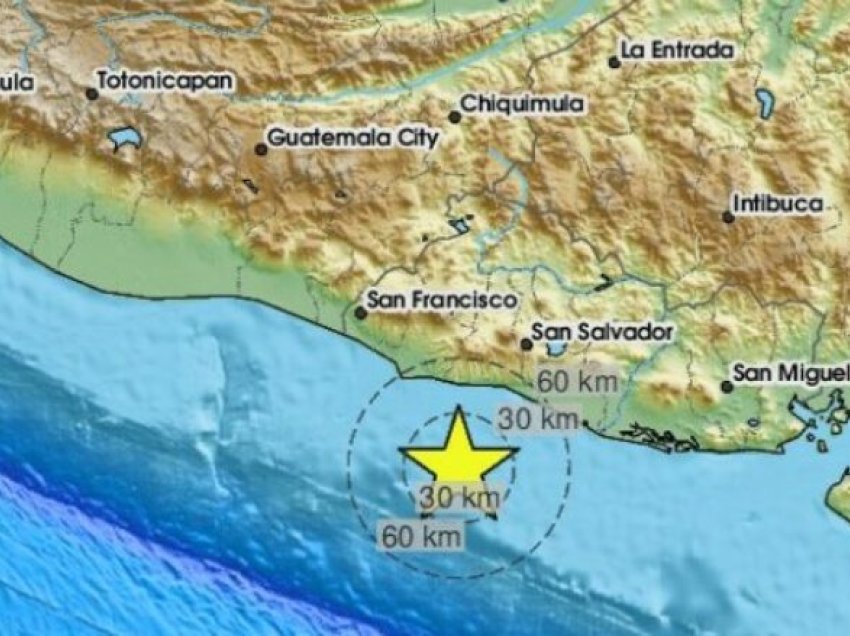 Një tërmet i fuqishëm goditi El Salvadorin – pamje që tregojnë momentin e frikshëm