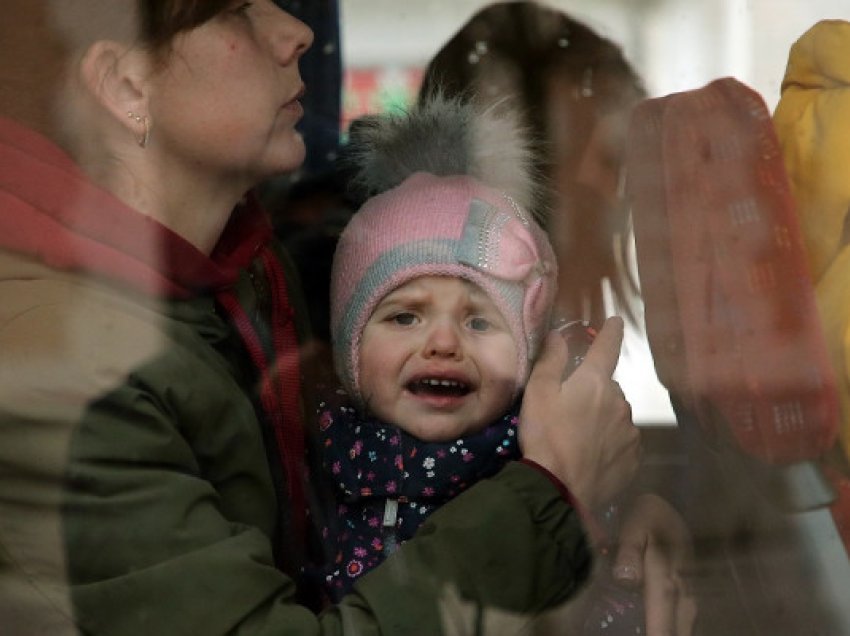 ​Dy të tretat e ukrainasve nuk i besojnë Kinës si ndërmjetëse në negociatat me Rusinë