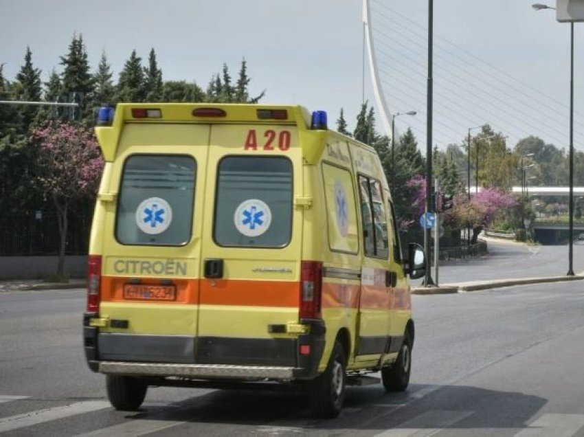 Po punonte në katin e dytë të një banese në Greqi, 68-vjeçari shqiptar humb ekuilibrin dhe rrëzohet! Vdes në vend