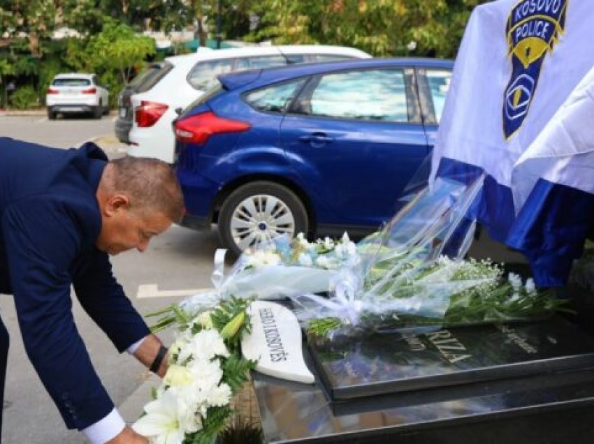 Edhe policia kujton Triumf Rizën në përvjetorin e vdekjes