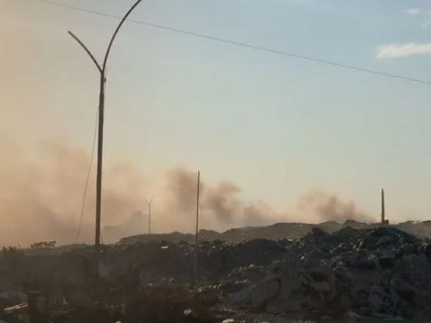 Përfshihet sërish nga flakët fusha e grumbullimit të mbetjeve në Vlorë, ende asnjë përgjegjës!