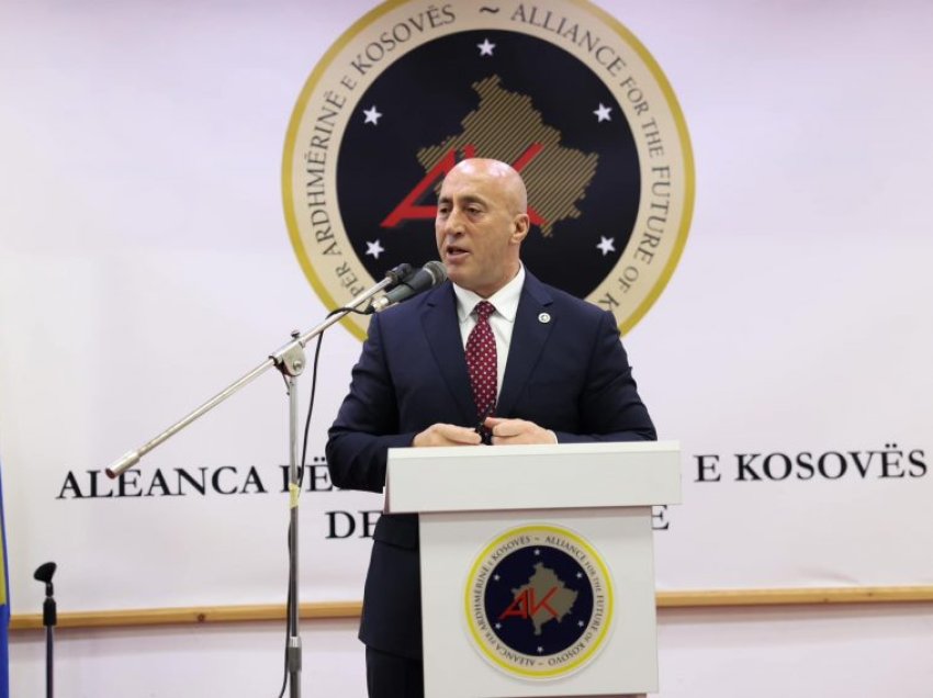 Haradinaj premton pensione prej 500 euro për personat me nevoja të veçanta