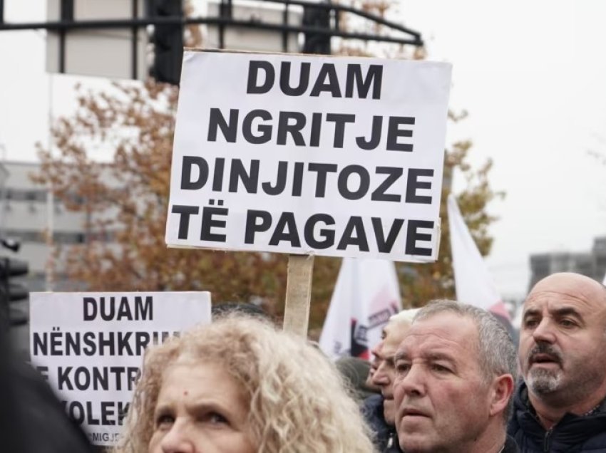 Rritje çmimesh e rritje zërash: Punëtorët protestojnë për paga