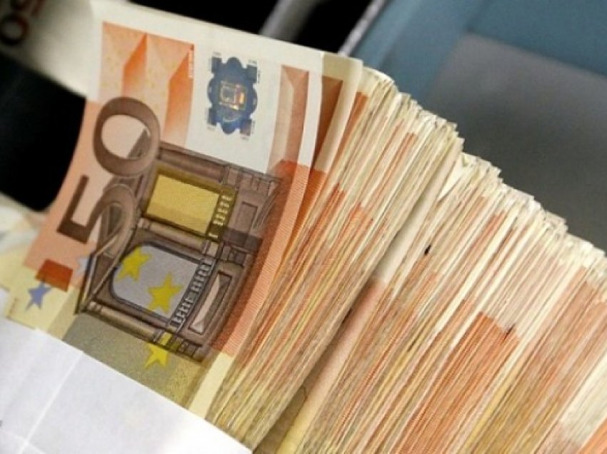 Për pesë vite, 10 kompani kanë marrë tenderë shtetërorë në vlerë prej 1 miliardë euro