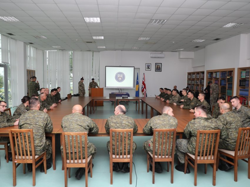 Ekipet ushtarake të Mbretërisë së Bashkuar mbështesin FSK-në