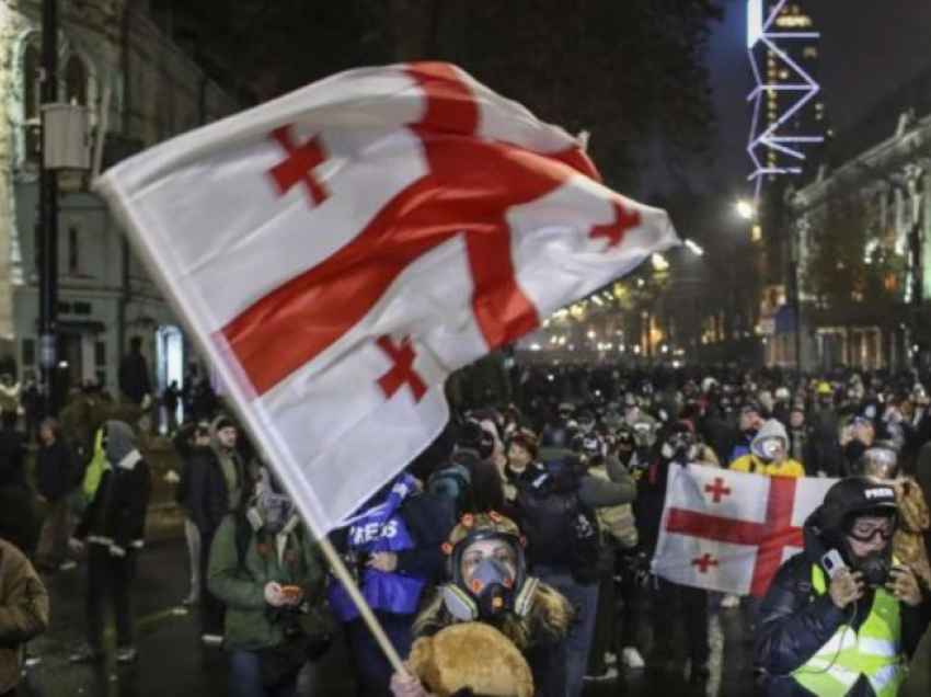 Vazhdojnë protestat në Gjeorgji, arrestohen 48 demonstrues pro evropianë