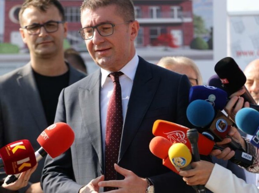 Mickoski: Kemi konsoliduar ekonominë, treguesit e rritjes së PBB-së janë ndër më të mirët në Evropë