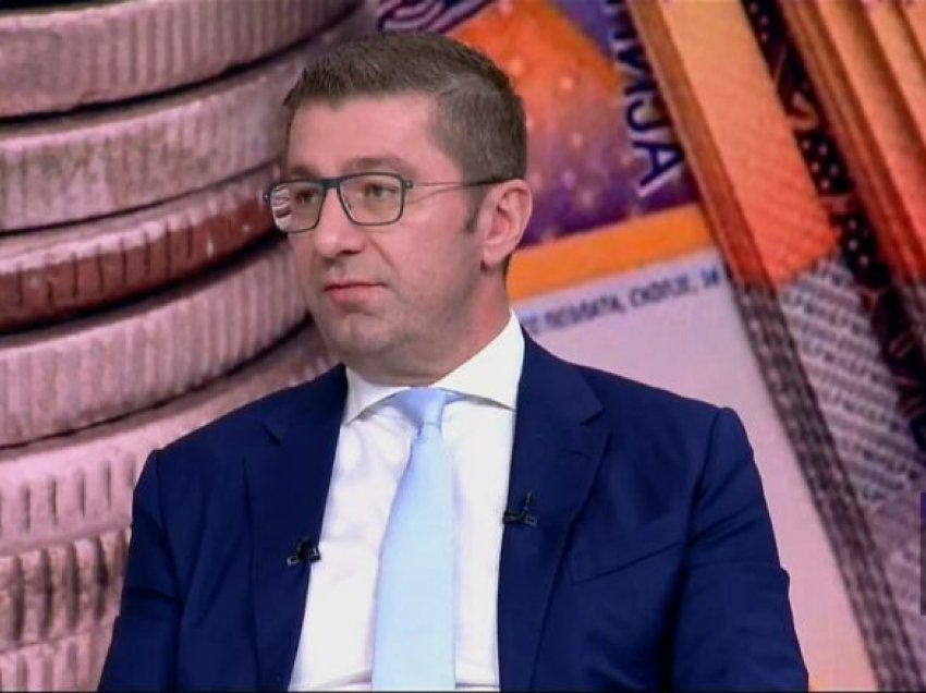 Mickoski: Kompani fantazmë kanë thithur buxhetin, për herë të parë në tetor kemi suficit në buxhet, ndërsa pagat dhe pensionet janë rritur