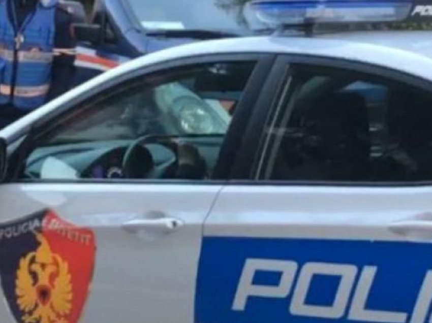 Aksident me vdekje në autostradën Durrës-Tiranë, shoqërohet në polici shoferi