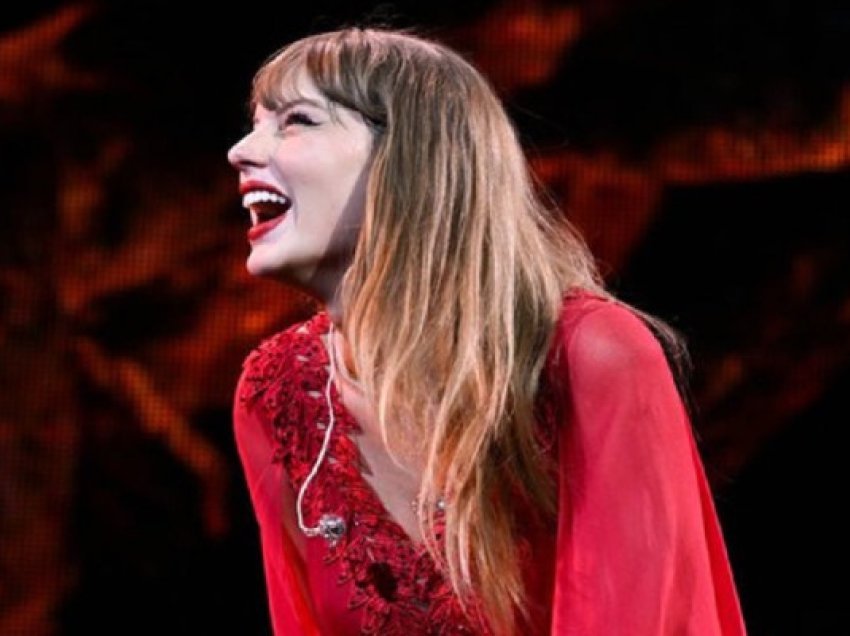 ​Taylor Swift shkruan historinë e Billboard