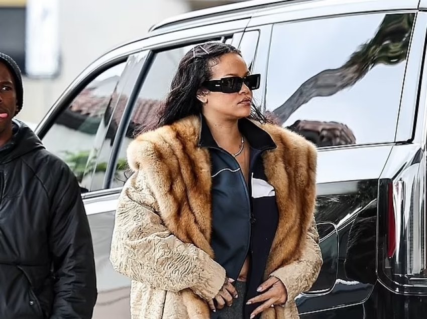 Veshja luksi e Rihannes