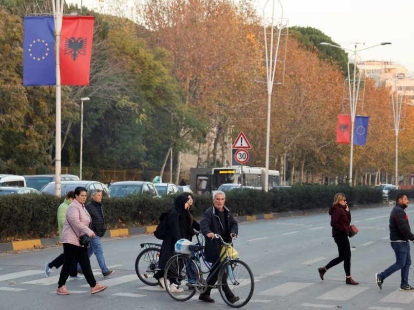 Greqia thotë se mbështetja e saj për anëtarësimin e Shqipërisë në BE është e kushtëzuar