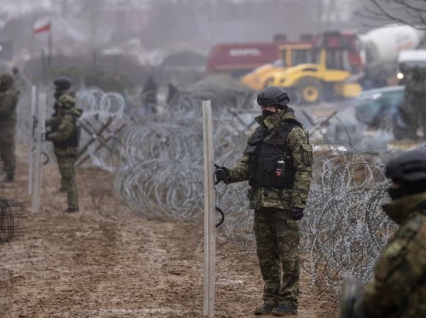 Polonia regjistron më shumë migrantë në kufi me Bjellorusinë