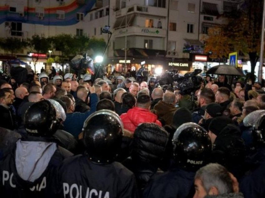 Reagon Meta nga burgu: Mosbindja civile dhe protestat e fuqishme nuk do të ndalen! Fitorja është e opozitës