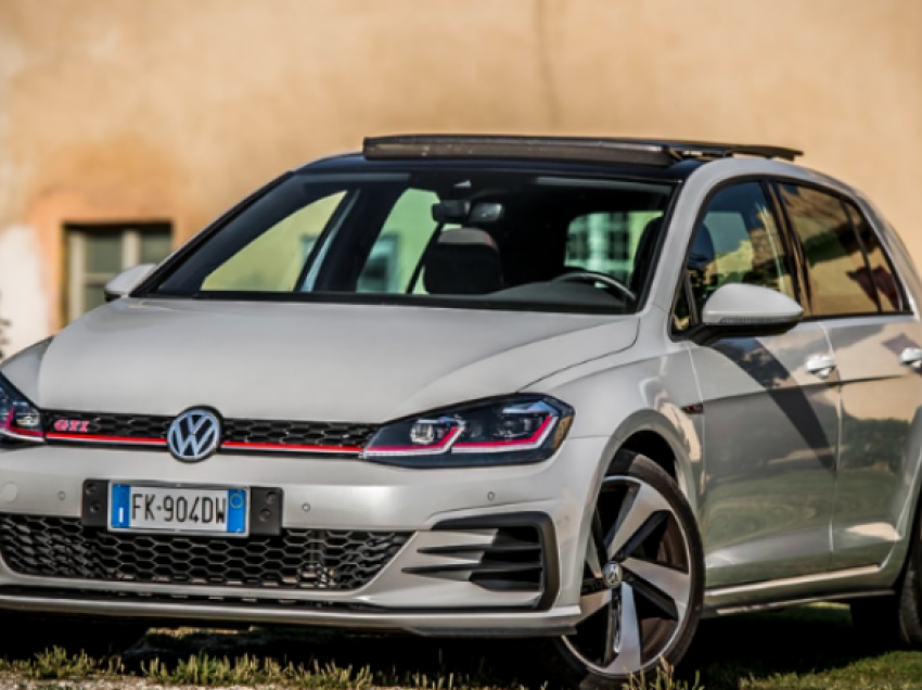 VW zhvendos prodhimin e Golf në Meksikë