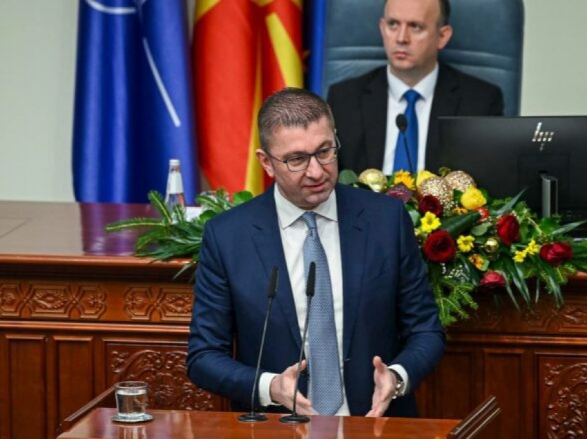 Mickoski, BDI-së: Qytetarët e dinë që ju manipuloni me çështjet monoetnike