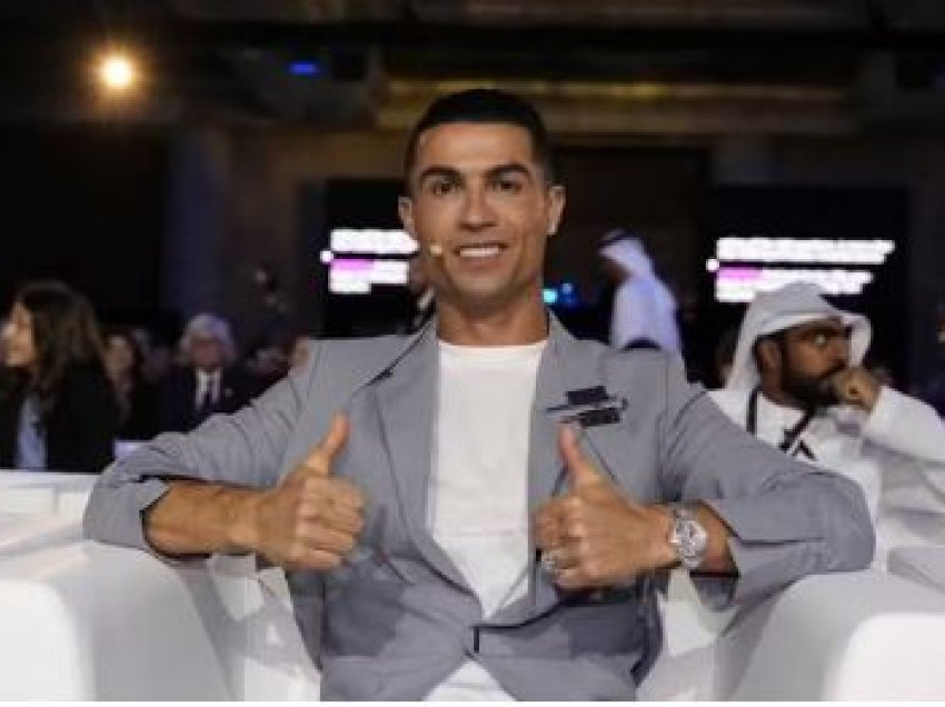 Ronaldo lë të hapur mundësinë