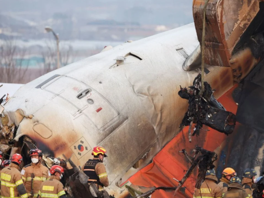 Shkon në 177 numri i të vdekurve nga rrëzimi i avionit në Korenë e Jugut, zbulohet si mbijetuan vetëm 2 persona