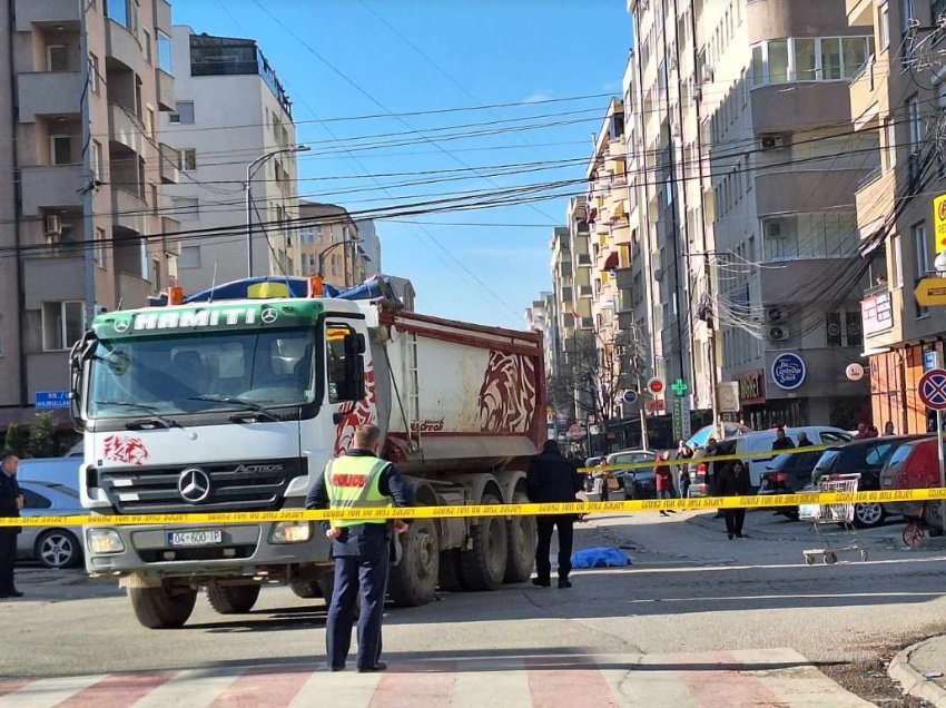 Kamioni godet për vdekje një person në Fushë-Kosovë  