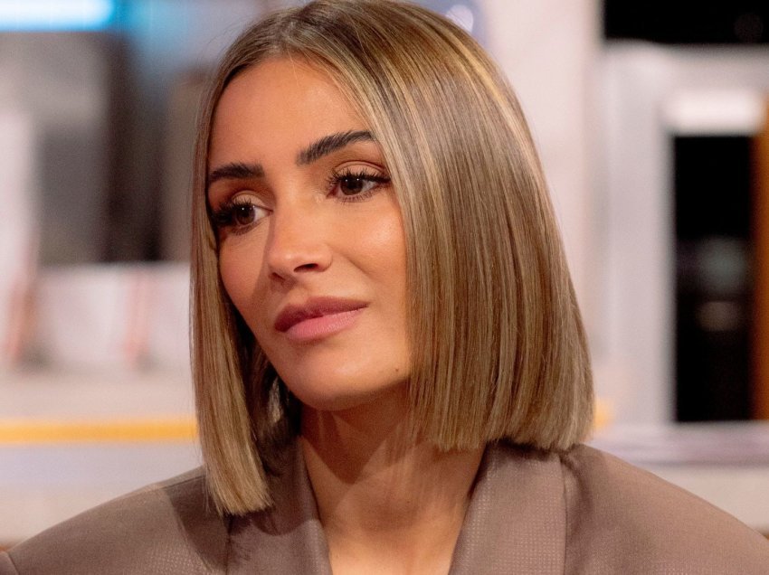 “Mendova se po vdes”, Frankie Bridge diagnostikohet me tumor në qafë