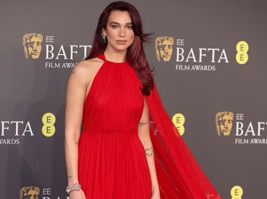 Dua Lipa merr gjithë vëmendjen në BAFTA 2024