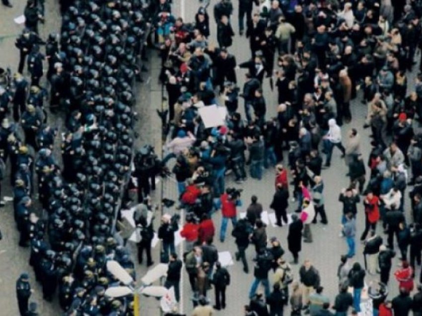 Opozita organizon protestë në Tiranë, mbi një mijë policë në terren, rrugët që do të bllokohen