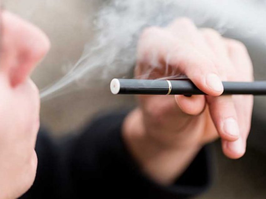 Cigaret elektronike, të rrezikshme për zemrën