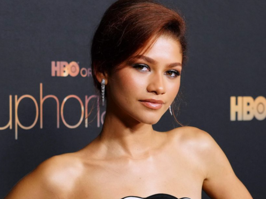 Zendaya jep një donacion masiv prej 100 mijë dollarë për teatrin “Shakespeare” në Kaliforni