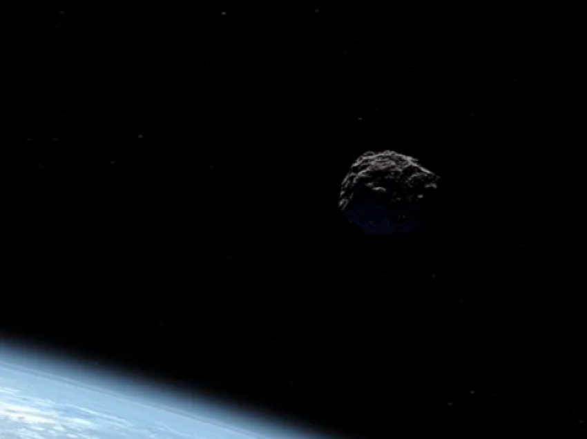 Për herë të parë astronomët gjejnë ujë në sipërfaqen e asteroidëve