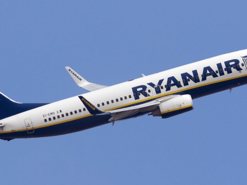 Ryanair paralajmëron rritje të çmimit të biletave