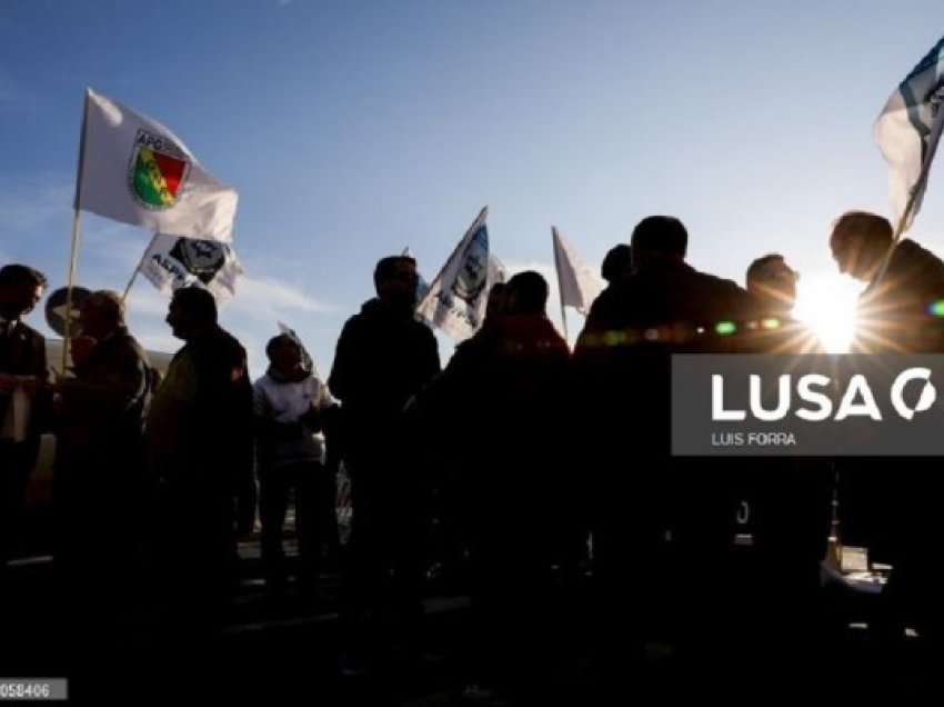 ​Policia portugeze paralajmëron protesta për pagesat e rritjes së detyrimeve