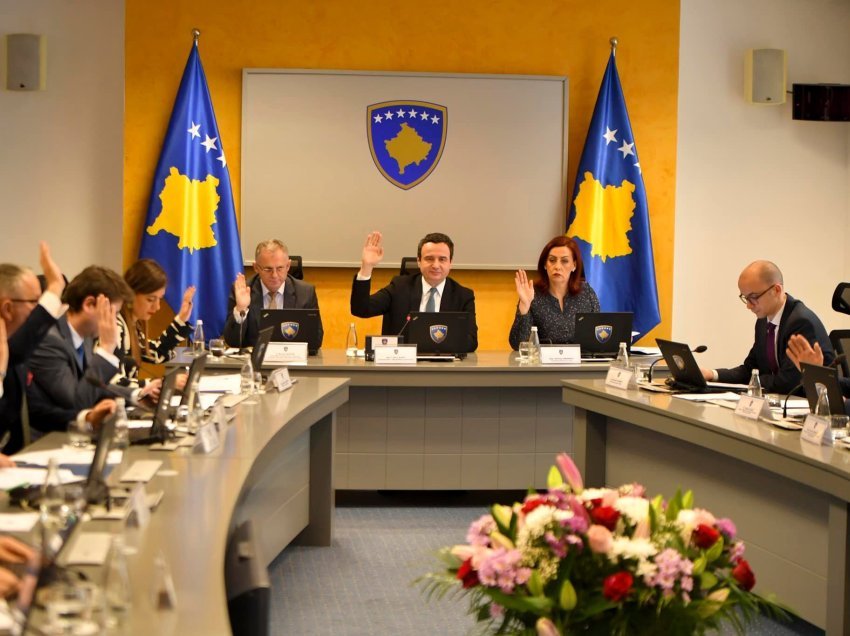 Kosovë: Heqja e letërngjitëseve akt i fqinjësisë së mirë