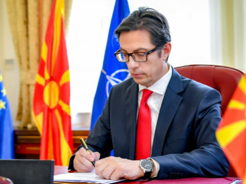 Urimi nga presidenti Pendarovski për festën e Bajramit