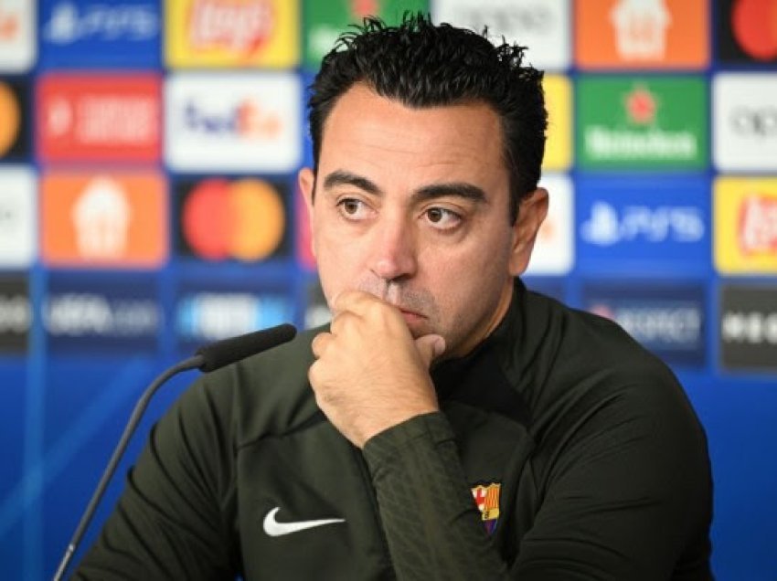 Xavi flet për shanset e Barçës për transferime