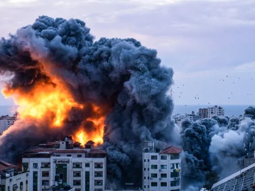 LIVE: Hezbollah-un në alarm, vritet një nga komandantët – Izraeli hesht!