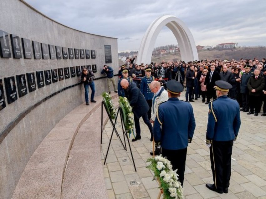 Kryetari Aliu: Kompleksi Memorial “Masakra e Reçakut” merr trajtimin e dinjitetshëm