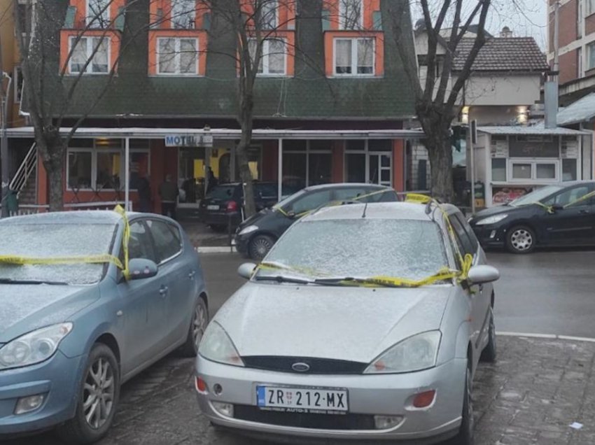 Granata shpërtheu derisa tre persona po hynin në veturë, policia jep detaje për rastin në veri të Mitrovicës