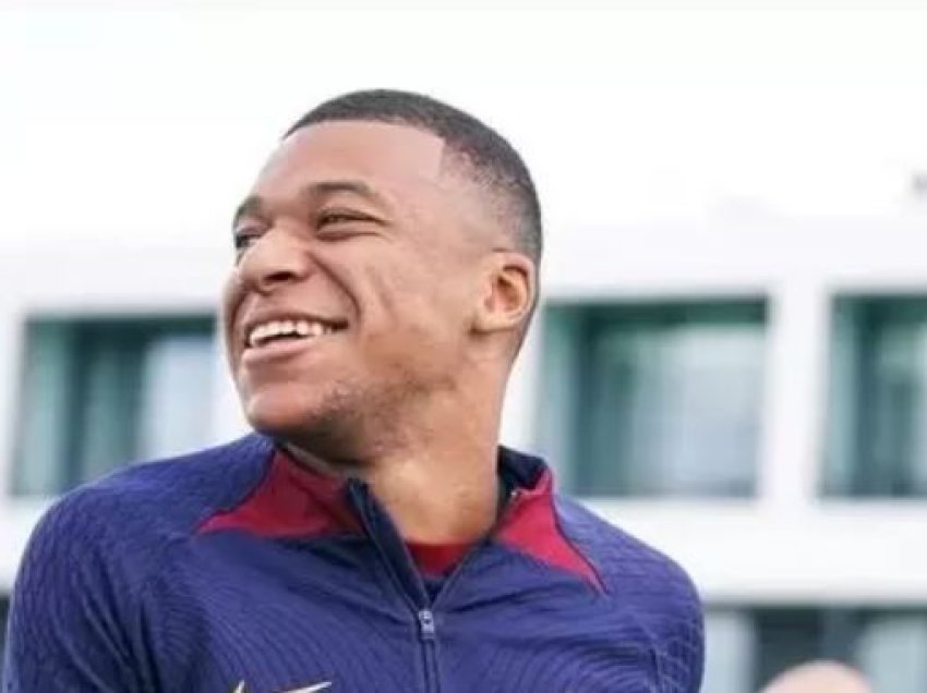 Mbappe mesazh special për yllin e Milan-it